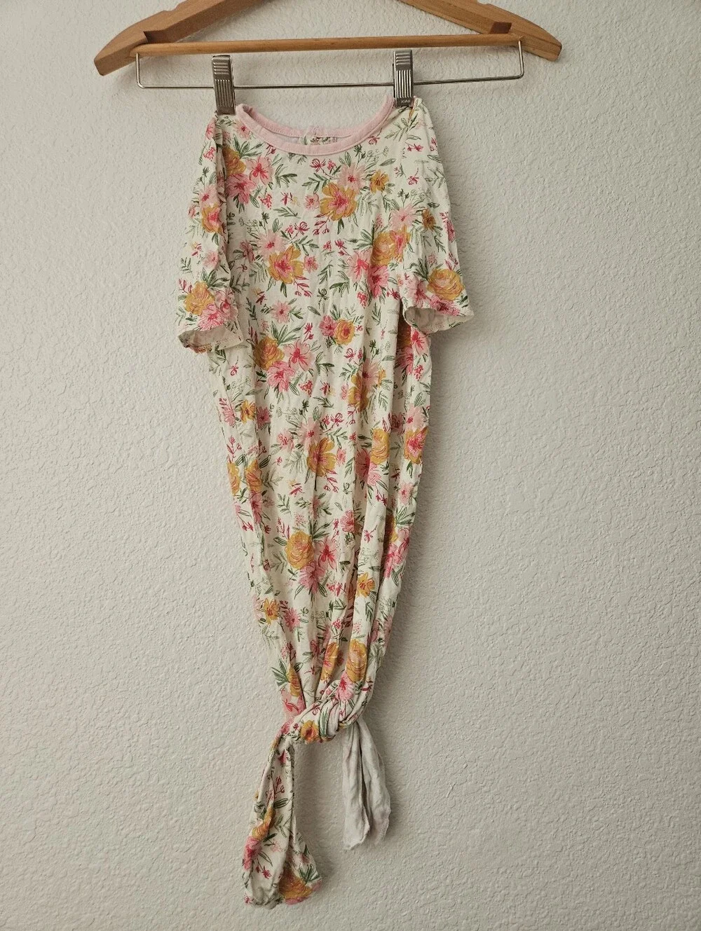 mudpie vibrant floral bamboo knotted gown, 3 months